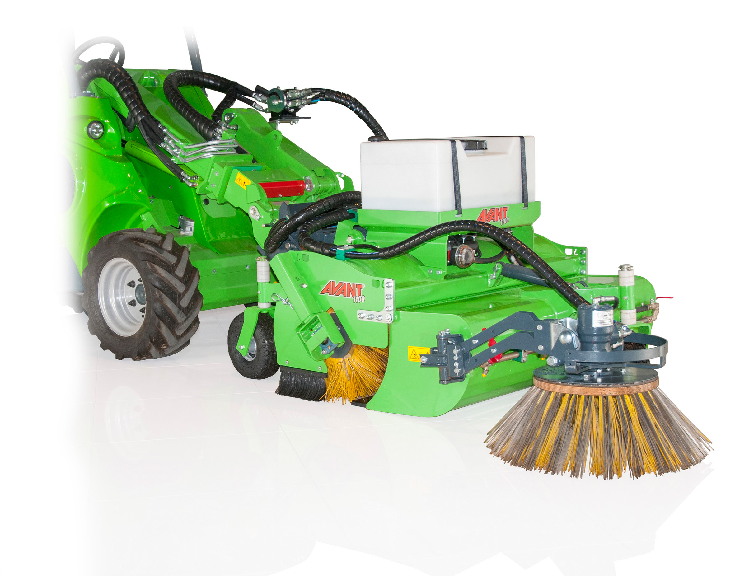 Kehrmaschine 1100 mit aufnahme und Seitenbürsten Amrhyn Maschinenhandel AG